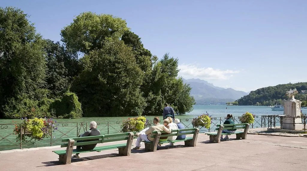 Ibis Styles Annecy Centre Gare Hotel