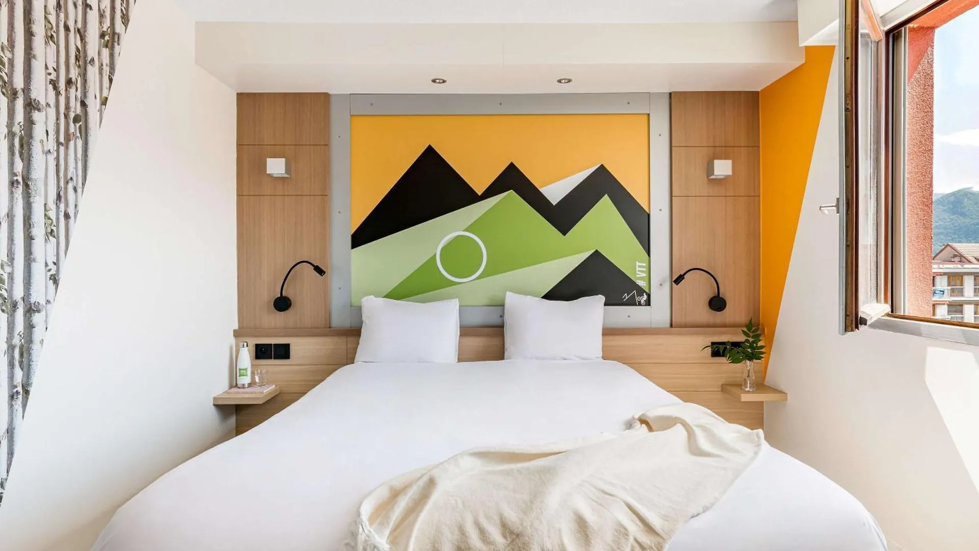 Ibis Styles Annecy Centre Gare Hotel