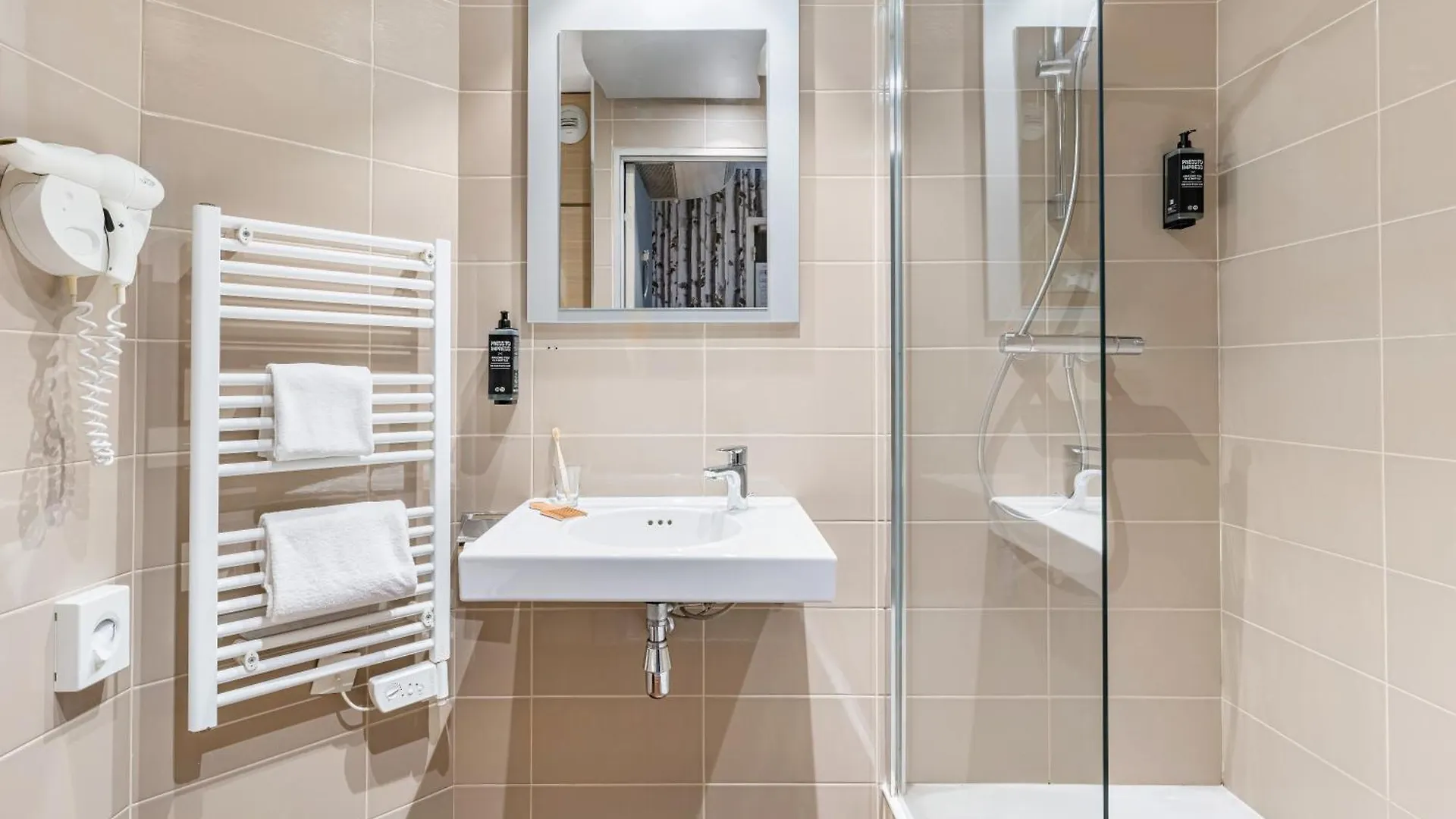 Ibis Styles Annecy Centre Gare Hotel France
