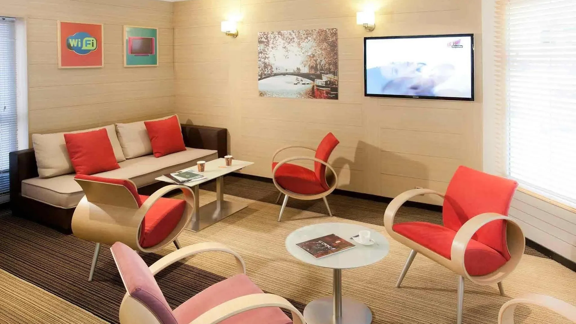 ***  Ibis Styles Annecy Centre Gare Hotel França