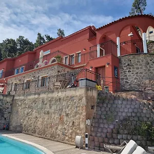  Villa And La Coraillere France