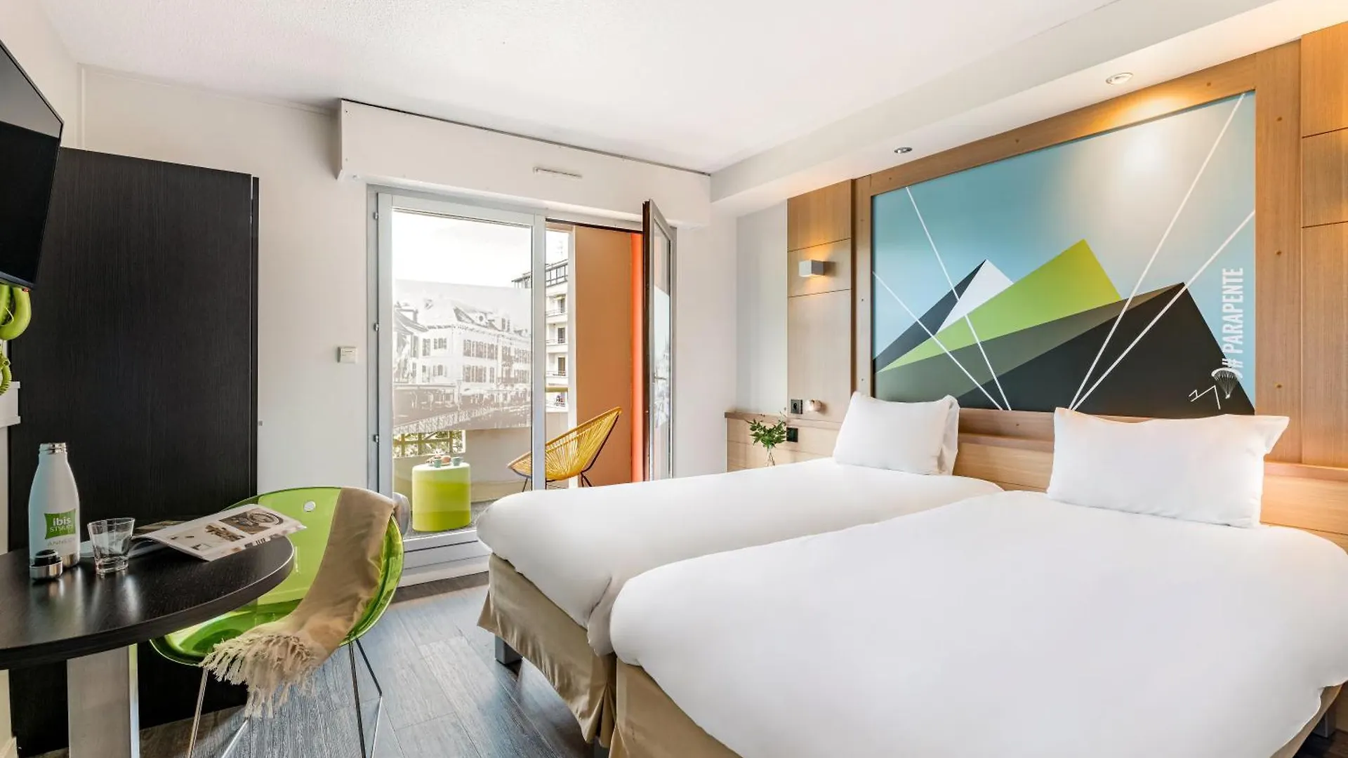 Hotel Ibis Styles Annecy Centre Gare 3*,
